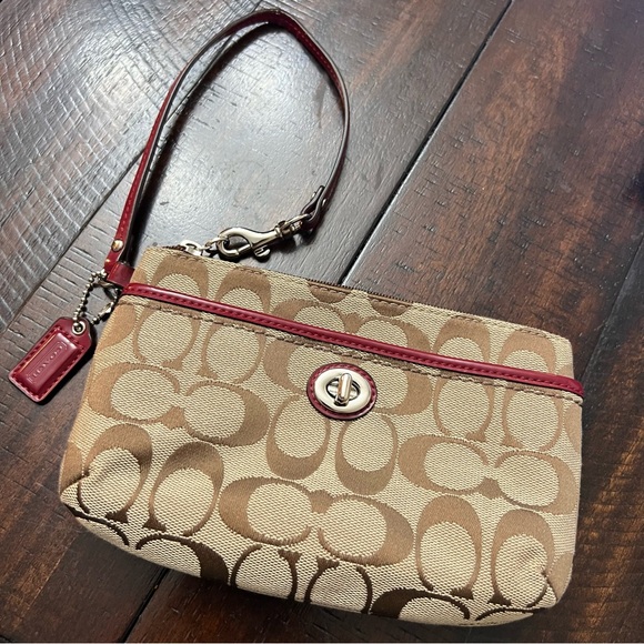 Coach wristlet with pink details! In good condition! - Picture 1 of 8